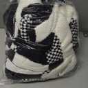 Snuggle Sac Checkered Blanket, Black White Throw Blanket for Couch Plaid Microfiber Fluffy Warm Fuzzy Cozy Soft Throw Blanket Reversible Checkerered Blankets for Sofa, Chair, Bed, Twin(60"x80")