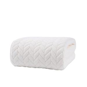 75cm * 35cm Bathroom Towel Home Coral Velvet Bath Towel Thick Hand Towel Useful Winter Soft Item Durable Washcloth(White)