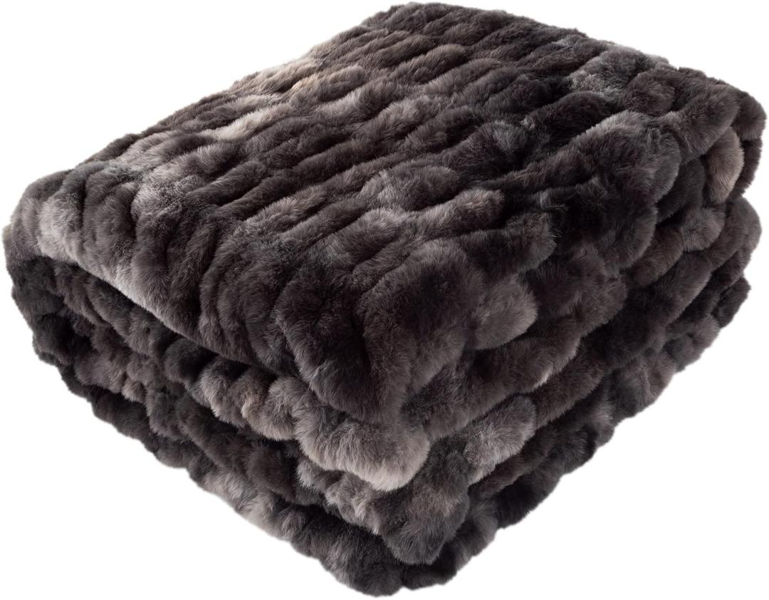 Oversized Ruched Faux Fur Blanket - 60x80-Inch Jacquard Faux Fur Queen-Size Throw for Sofas and Beds - Luxurious Bedding by Lavish Home (Black)