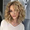 RENERSHOW Layered Short Ombre Blonde Wavy Bob Wigs for Women Mid-length Blonde Curly Wig Synthetic Natural Looking Daily Party Wig
