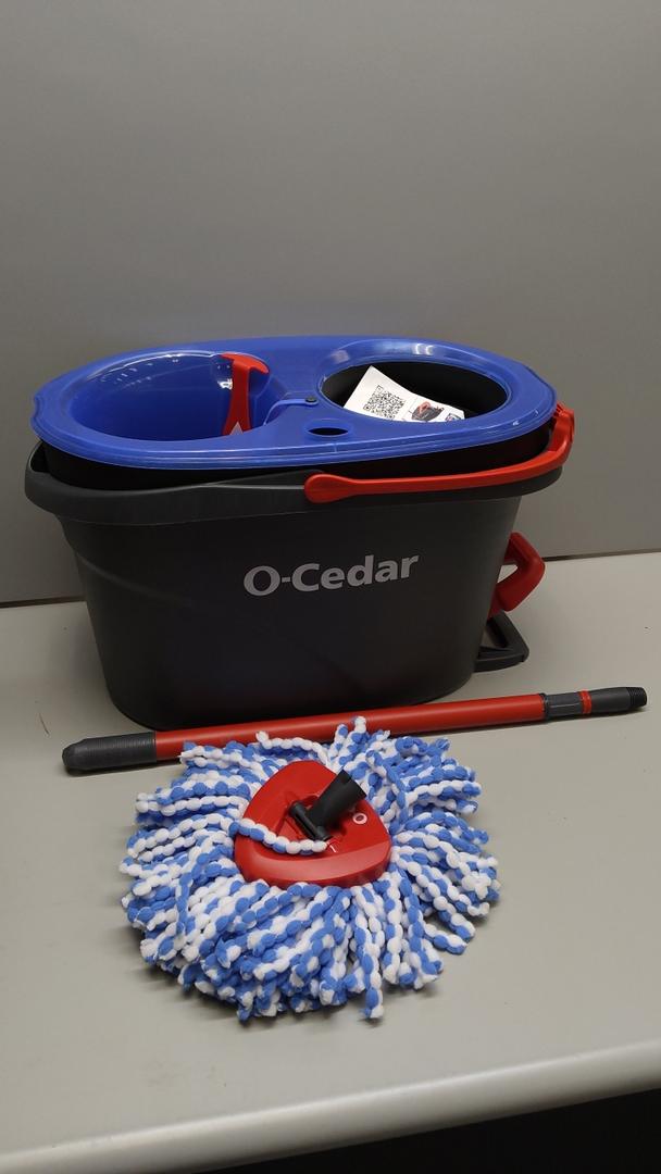 O-Cedar RinseClean Spin Mop & Bucket System + 1 Extra Mop Head | Clean with Clean Water | Removes 99% of Bacteria