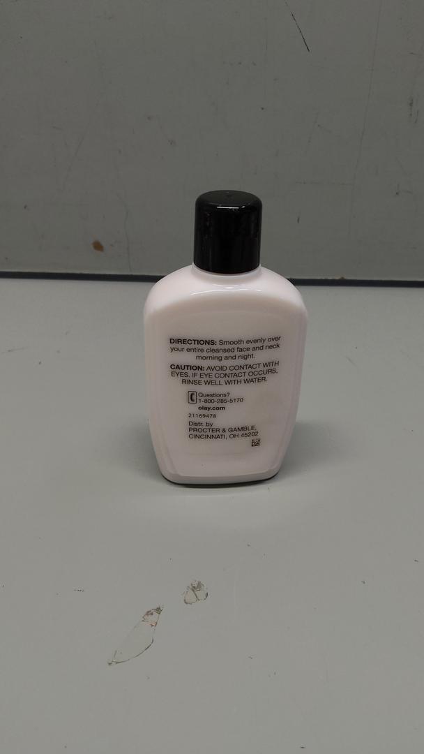 Olay Face Moisturizer, Active Hydrating Beauty Moisturizing Lotion,