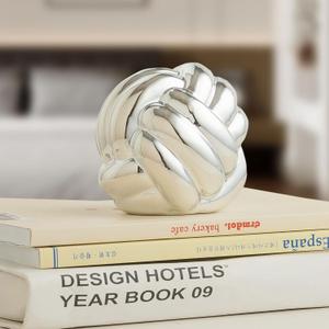 Small Silver Knot Decor, Chain Link Decor, Coffee Table Decor, Book Shelf Decor, Entry Table Decor, Aesthetic Minimalist Decorative Objects for Modern Home Living Room, Desk Decor for Office (Silver)