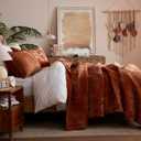LEAONME Velvet Quilt California King Size 118''x106'', Lightweight Burnt Orange Velvet Comforter Set with 2 Matching Shams, Soft Cross Stitch Bedspread, Oversized King Quilt Set for All Season