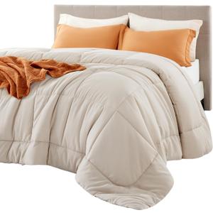 Bedsure Comforter Duvet Insert - Quilted Comforters Queen Size, All Season Duvet, GentleSoft Down Alternative Bedding, with 8 Tabs, Gifts for Women/Men, Linen, Queen 88 x 88 Inches (Queen, Linen)