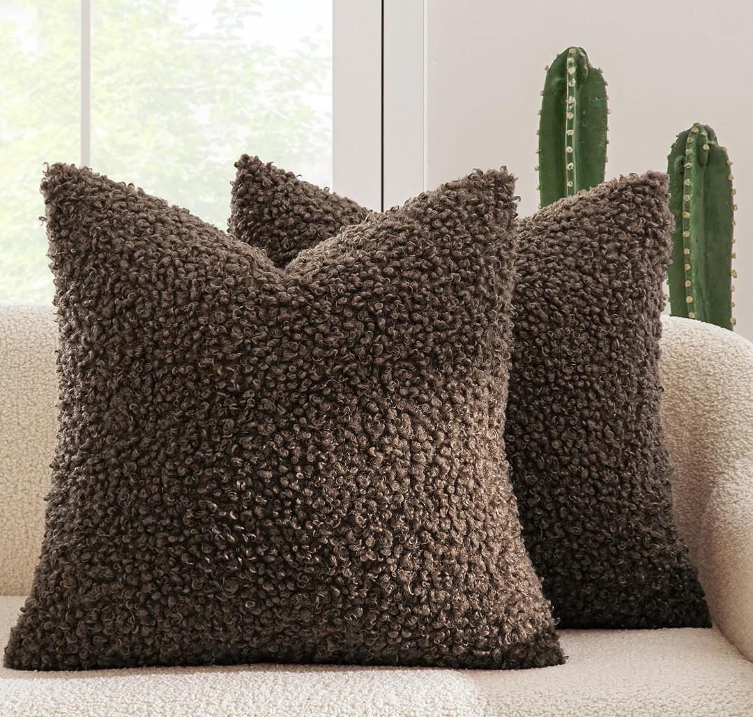 MIULEE 20x20 Inch Decorative Pillow Covers for Couch Bed Set of 2 Textured Boucle Neutral Throw Pillow Covers Brown Tobacco Accent Solid Vintage Pillowcases Sofa Living Room Home Decor