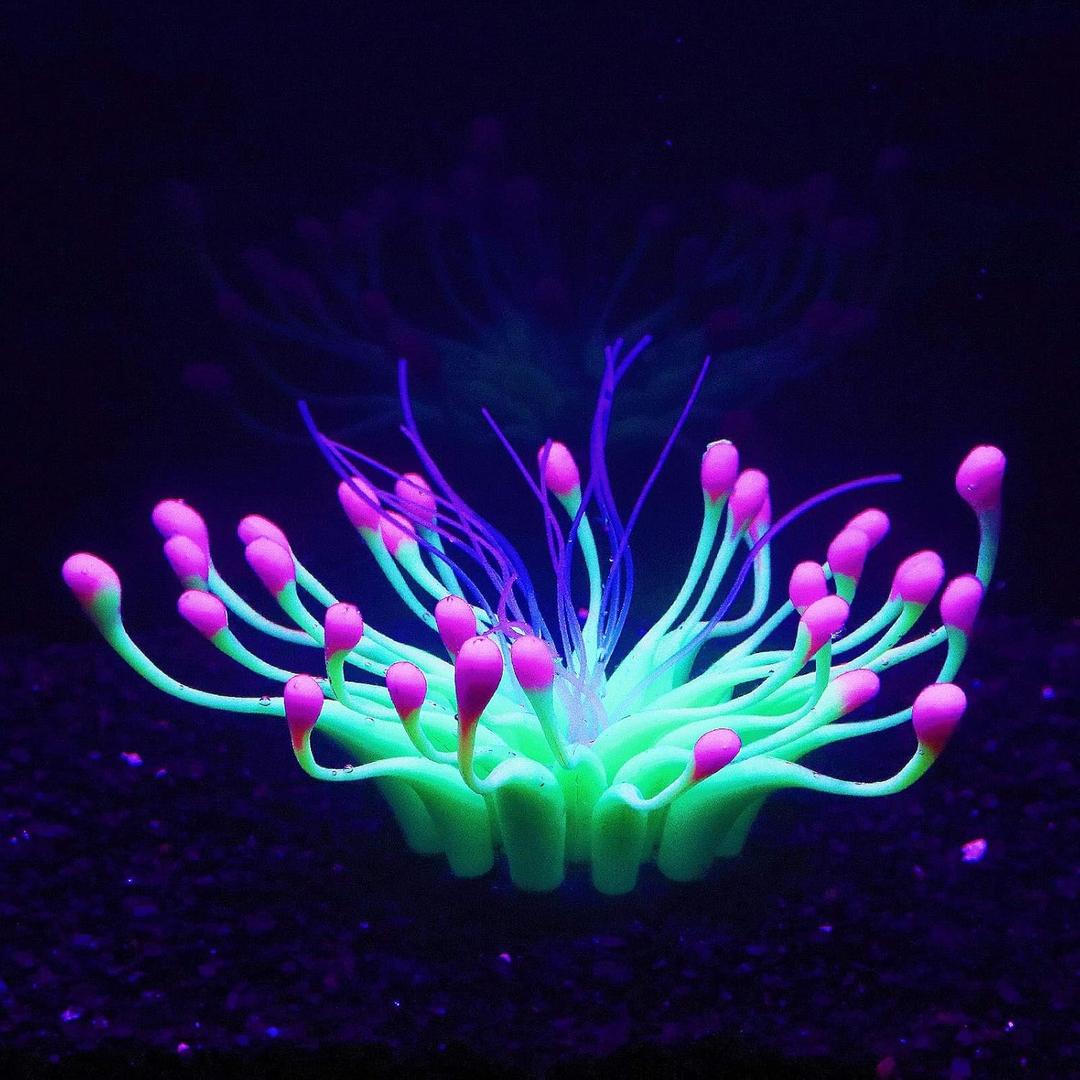 Soft Silica Gel Moves Naturally with Water Flow, Aquarium Decorations Glow in The Dark, Glowing Coral Ornaments for Fish Tank Decorations (Green, Equinox)