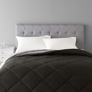 Amazon Basics Comforter Blanket King, Reversible Lightweight Microfiber All Season Blanket, Black/Grey