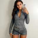 Denim Outfits for Women 2 Piece Casual Long Sleeve Zip Up Cropped Jacket Skinny Jean Shorts Set with Belt (Black, L)