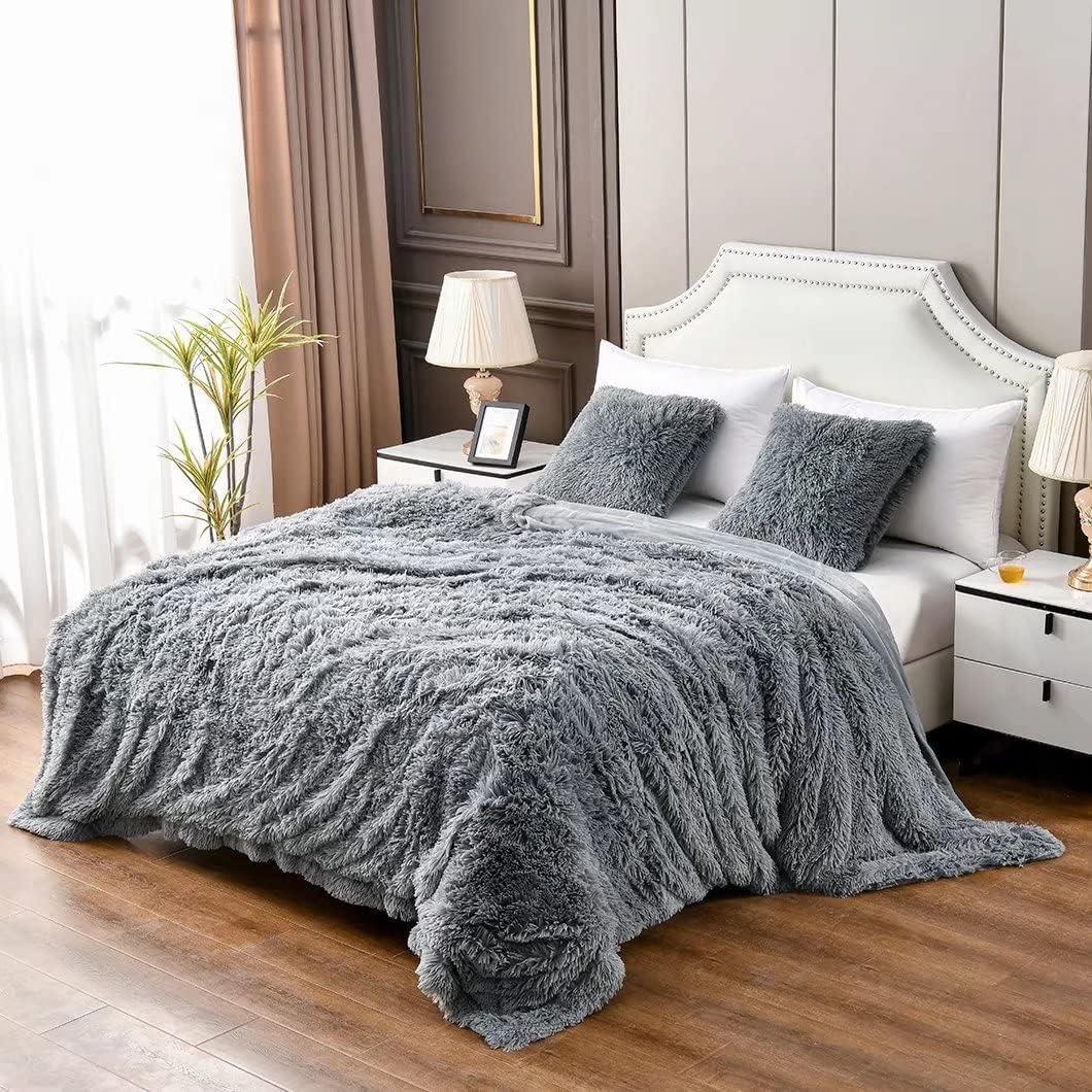 YUSOKI Grey King Faux Fur Blanket,2 Layers,90"x104",Without Pillows Big Soft Plush Fuzzy Large Warm Fluffy Gray Blanket for Bed