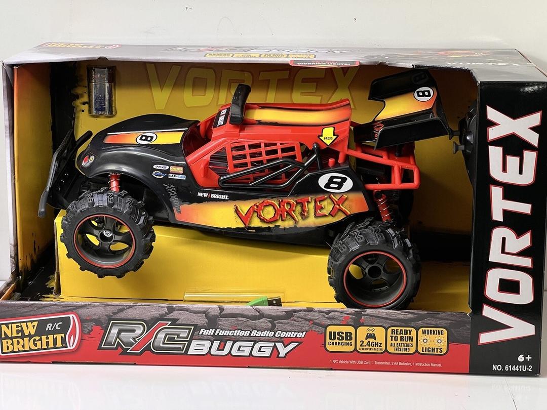 Car, 1:16 RC Monster Truck, 2.4GHz 20 Km/h Fast All Terrain Off Road RC Cars for Boys Girls Ages 4-7 8-12, Cool Christmas Birthday Gift Toy for Kids and Adults