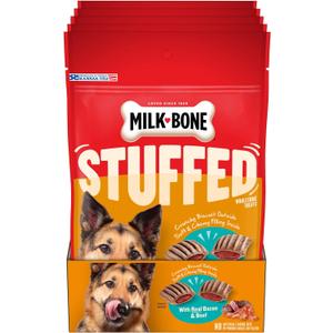 Milk-Bone Stuffed Dog Treats with Real Bacon & Beef, 10 Ounce (Pack of 5), Crunchy Biscuit with Soft & Chewy Filling