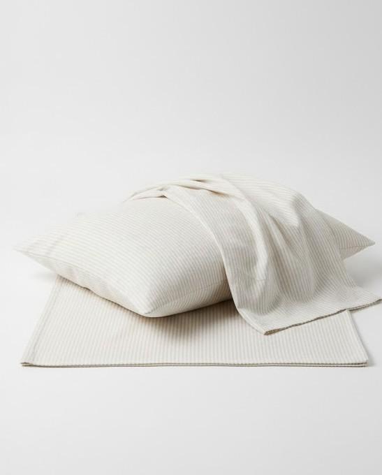 Pillowcases 2, Beige, 28x22