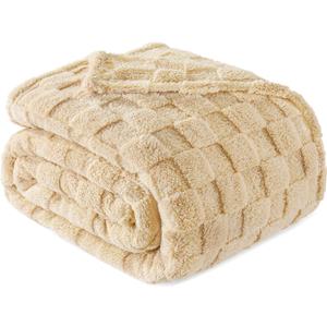 Exclusivo Mezcla Plaid Pattern Fleece Blanket, Super Soft and Warm, Lightweight for All Seasons, 220 x 240 cm, Camel