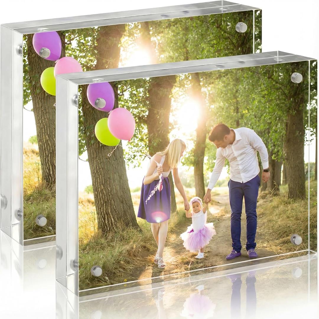 CATIFLIN 5x7 Magnetic Acrylic Frames 2 Pack, Double Sided Clear Frameless Picture Frame Blocks, 20mm Thick Photo Frames Free Standing Display for Family Photos, Certificates, Office, Artwork