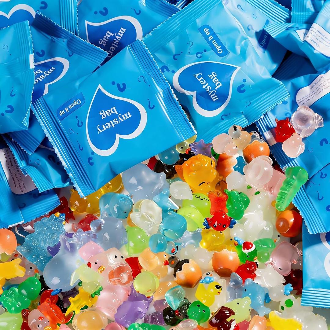 100 Pcs Glow in The Dark Mini Resin Animals,Mystery Blind Bags Bulk Assortment with Tiny Miniature Figurines for DIY Crafts,Fairy Garden Decor,Dollhouse Accessories,Party Supplies