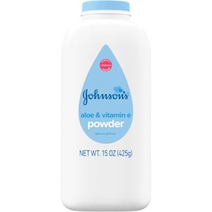 2 x Johnson's Baby Powder with Naturally Derived Cornstarch, Aloe & Vitamin E for Delicate Skin, Hypoallergenic, Free of Parabens, Phthalates & Dyes for Gentle Baby Skin Care, 15 oz