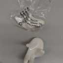 ourhommie 2 PCS Air Plant Holder Cute Ceramic Mini Hand Shape Stand Airplants Tillandsia Small Container Pot Plant Decorative Home Decor for Desk Table Shelf Window, White