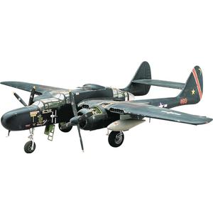 Revell 85-7546 P-61 Black Widow 1:48 Scale 130-Piece Skill Level 5 Model Airplane Building Kit