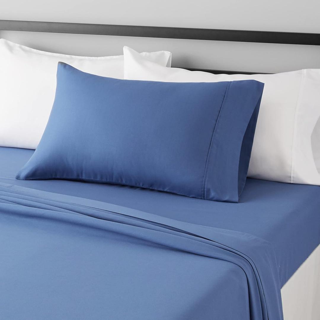 Amazon Basics Lightweight Breathable Super Soft Easy Care Wrinkle Resistant Brushed Microfiber 3-Piece Bed Sheet Set with 14-Inch Deep Pockets, Twin, Dutch Blue, Solid