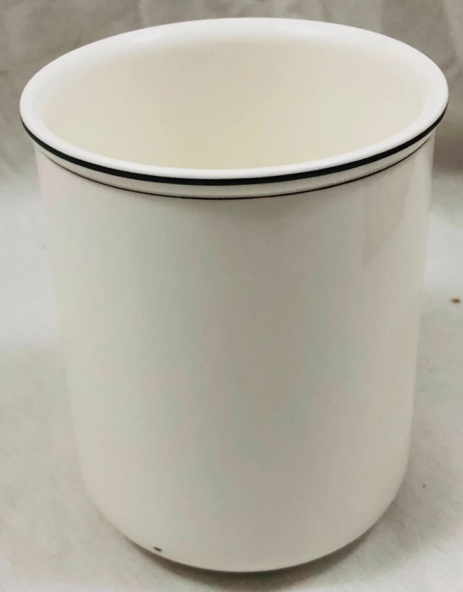 Villeroy and Boch Design Naif Country Scene 6” Tall Utensil Holder