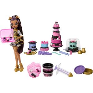 Monster High Scary Sweet Birthday Cake Kit with Clawdeen Wolf Doll, Cake Decorating Playset with 20+ Accessories Like Eerie Icing, Pipette, and More