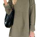 MEROKEETY Women's 2025 Fall Winter Oversized Pullover Sweater Casual Loose Crew Neck Long Sleeve Side Split Jumper Tops (Medium, Green)