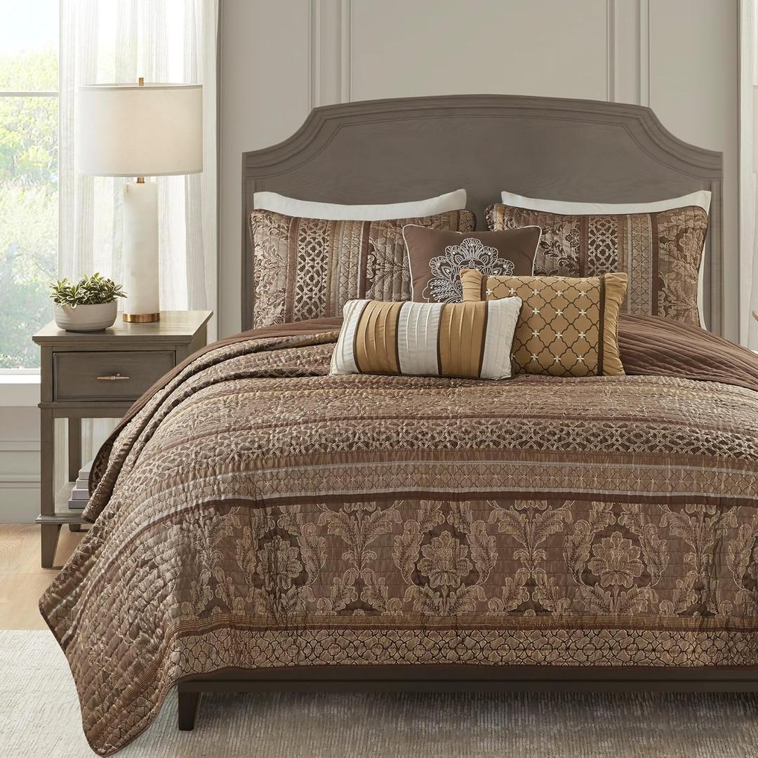 Madison Park Quilt Traditional Damask Design All Season, Lightweight Coverlet Bedspread Bedding Set, Matching Shams, Pillows, Full/Queen(90"x90"), Bellagio, Jacquard Brown/Gold 6 Piece (MP13-368)