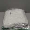 Disolla White Bathroom Rug 20x32 - Non-Slip Plush Thick Bath Mat, Highly Absorbent & Ultra Soft Fluffy Floor Mat, Machine Washable for Shower and Tub