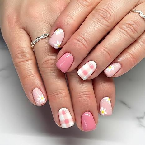 Flower Press on Nails Spring Short Square Fake Nails with Daisy Gingham Pink Designs Full Cover Stick on False Nail for Women 24 Pcs