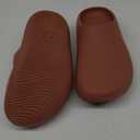 Crocs Unisex-Adult Mellow Recovery Clog (4 Women/2 Men, Spice)
