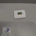 Honeywell Home RTH221B1039 1-Week Programmable Thermostat (3.5H x 4.75W x 1D (in.))