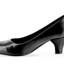 Easy Street Women's Fabulous Round Toe Dress Pump, Black, 10W
