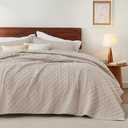 Bedsure Quilts King Size - Lightweight Bedspreads King Size with Basket Weave Pattern, Soft Quilt Bedding, Light Beige Comforter Coverlet for All Seasons (106" x 96")