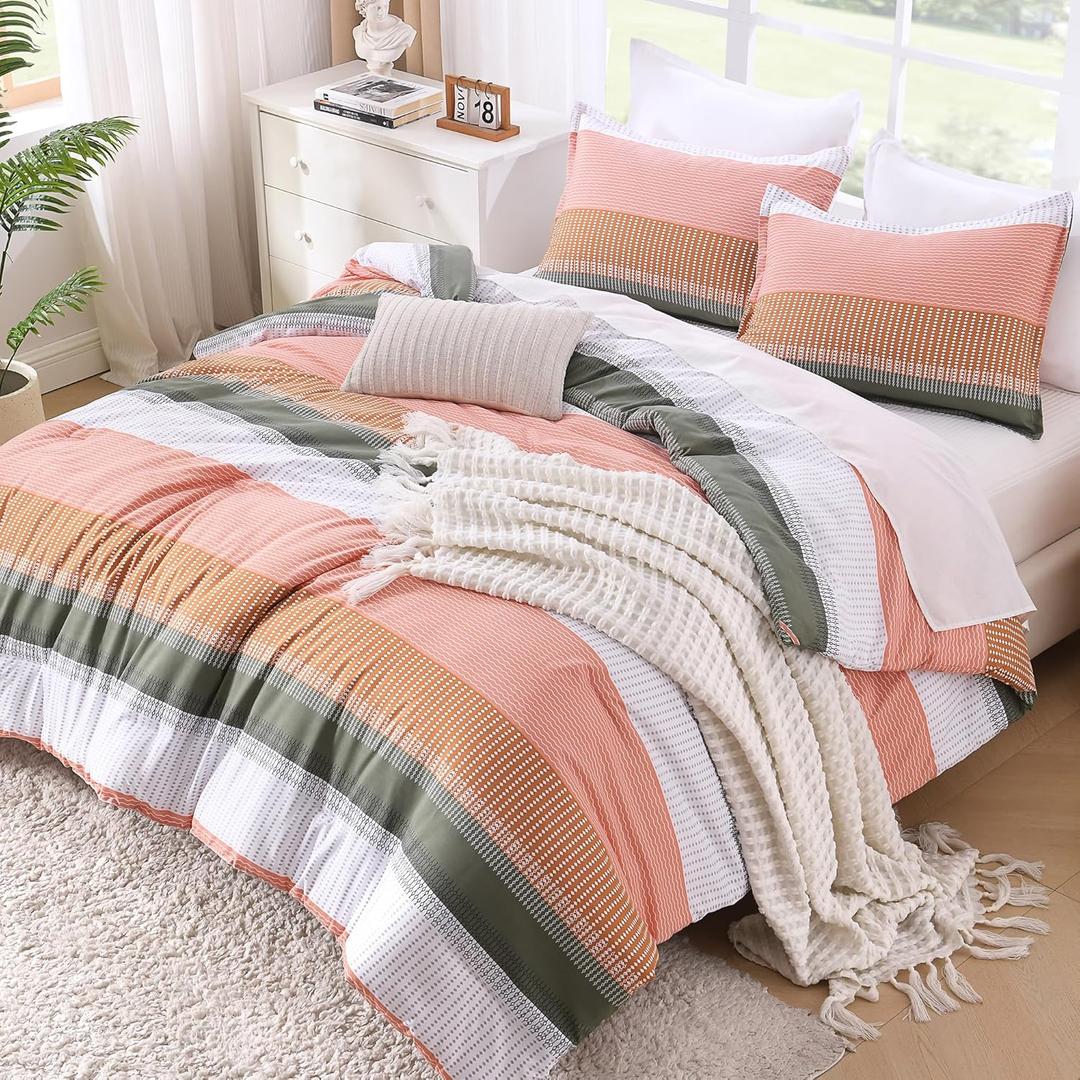 Litanika Queen Comforter Set Vanilla - 3 Pieces Lightweight Fluffy Bedding Comforter Sets, All Season Down Alternative Comforter (1 Comforter, 2 Pillowcases)