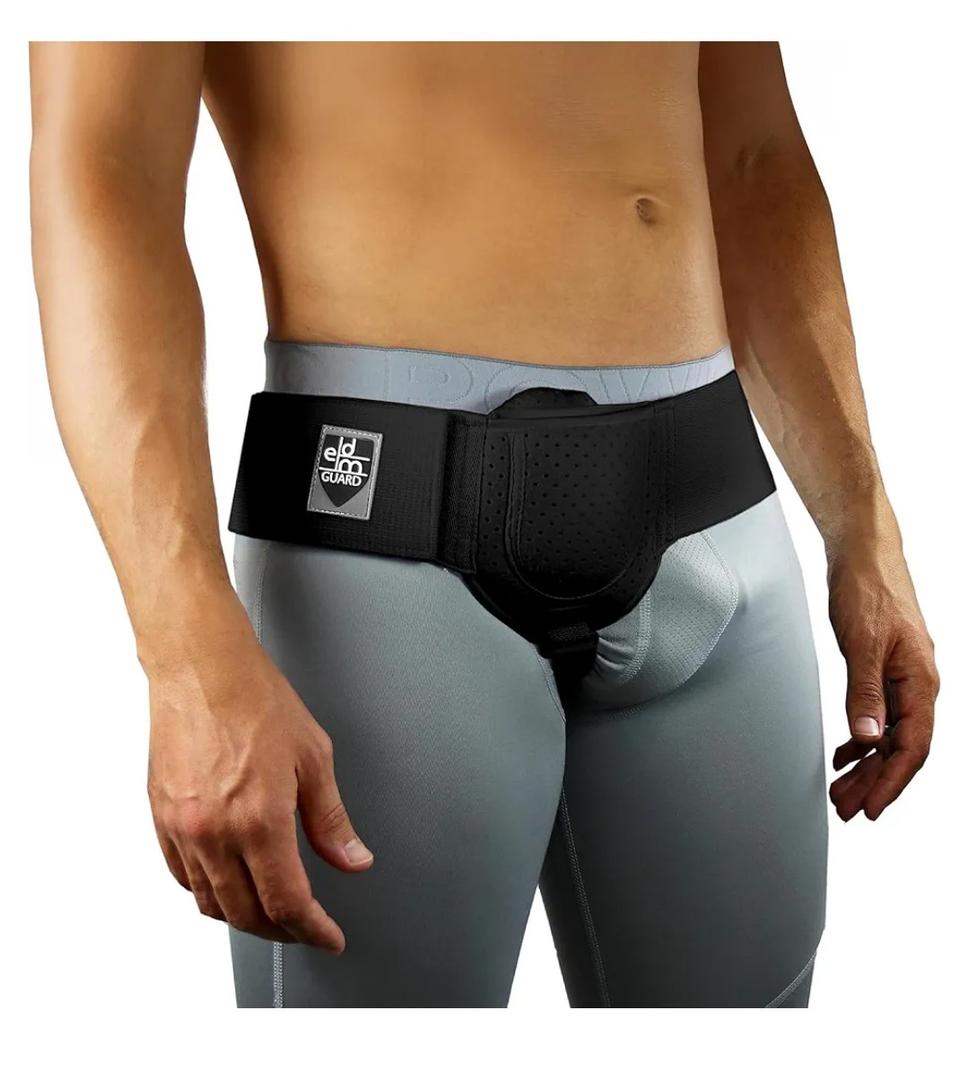 Everyday Medical Inguinal Hernia Support Belt for Men I Fits Left or Right Side I Post Surgery Men and Womens Hernia Support Truss for Inguinal, Groin Hernias I Adjustable Waist Strap I Black, S/M