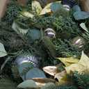 Alupssuc 6FT Prelit Christmas Garland with Lights,Multi-Color Lights Battery Operated with Timer,Decorated with Christmas Balls and Flower for Mantle Stairs Railing Indoor and Outdoor, Gold