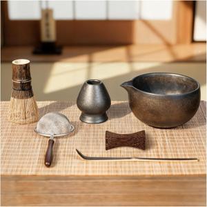 7-Piece Matcha Set with Ceramic Matcha Bowl, Bamboo Whisk (Chasen) & Holder, Sifter, Tea Scoop & Rest, Special Bamboo Tea Mat - Perfect Matcha Kit for Matcha Lovers & Gift Giving, Gilded (Gold)