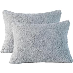 Reafort Ultra Soft Sherpa Pillowcases Set of 2 Fluffy Cozy Fleece Standard 20" x 26", Warm Plush Covers with Smooth Zipper, Machine Washable (Silver Grey, 20x26 Standard Sham)