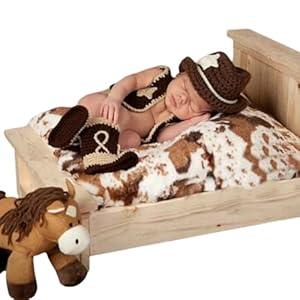 Newborn Photography Outfit, Crochet Knitted Costume Set, Baby Photo Props Costume, Handmade Newborn Photo Shoot Accessories (Stripes) (Beige)