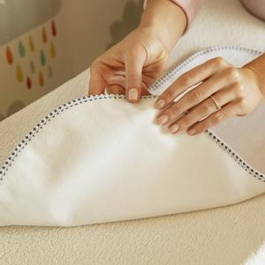 Munchkin® Waterproof Changing Pad Liners, 1 Pc (23×11.5")