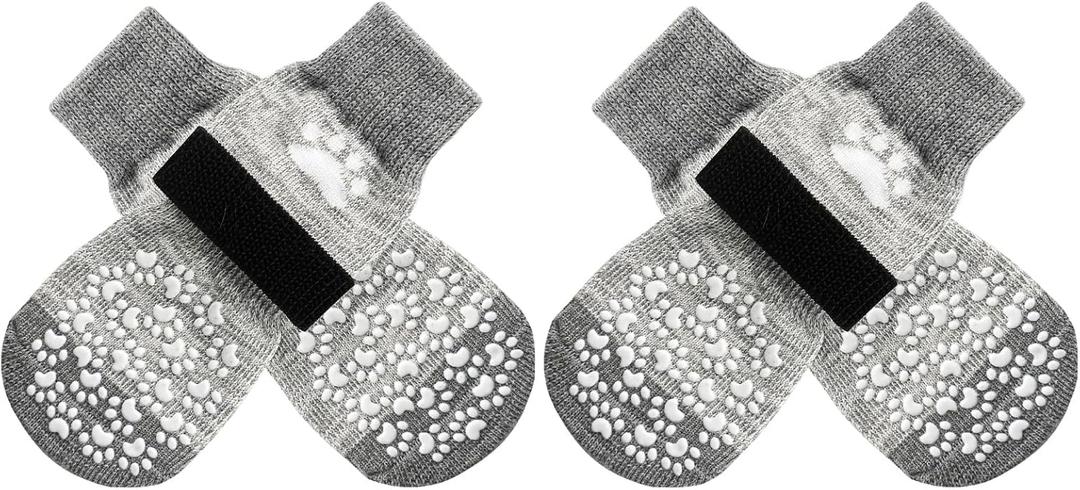 EXPAWLORER Anti Slip Dog Socks to Prevent Licking Paws, Dog Shoes for Hot Pavement, Dog Booties for Small Medium Large Senior Dogs, Traction Control Boots & Paw Protectors for Hardwood Floors (Small (4 Count), Light Grey)