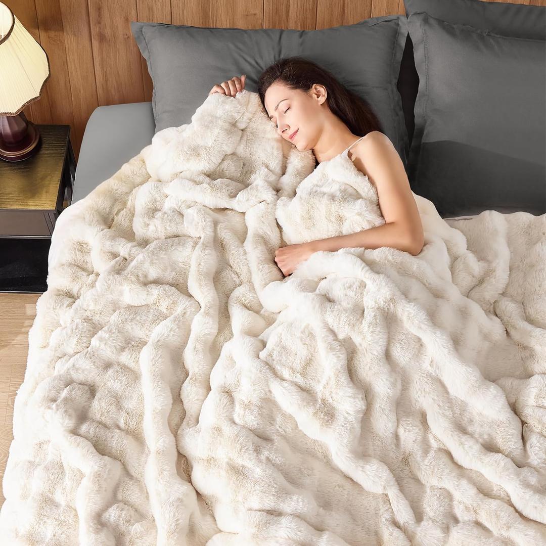 Luxury 1000GSM Faux Rabbit Fur Throw Blanket, Super Heavy Warm Cozy Blankets for Couch Bed Sofa, Bubble Plush Fuzzy Elegant Soft Reversible Mink Blanket for Living Room Bedroom, Cream White (50"x60")