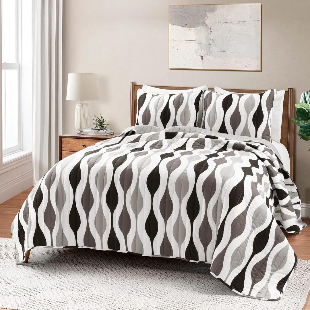 Lush Decor Mid Century Geo 3 Piece Quilt Set, King, Black & Gray