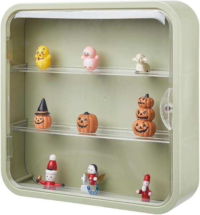 DICOSMETIC 3-Tier Figure Display Case Green Wall Hanging Display Box Wall Mounted Plastic Display Boxes 29.5x8x30cm Doll Storage Box Clear Display Case with Door for Minifigure Anime Artifact Display