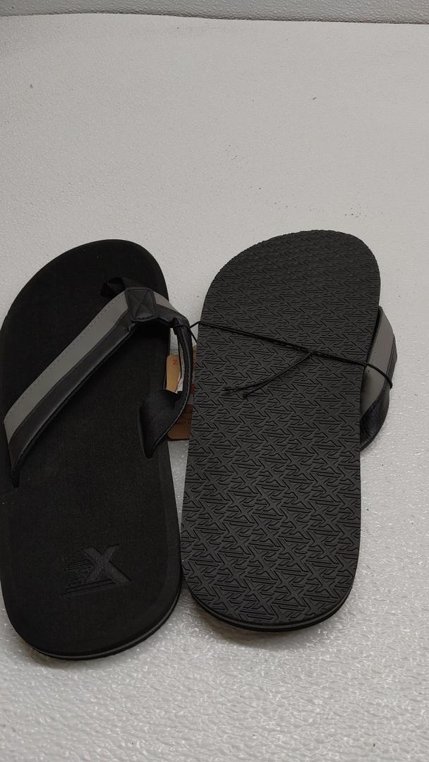 ZeroxPosur Flip Flops Size 12