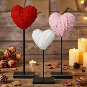Yousoontic 3 Pcs Valentine Heart Table Decor Red Pink White Yarn Wrapped Hearts Handmade Decorative Tall Standing Table Sign Centerpiece Knitted Crochet Farmhouse Tabletop Decor for Home Wedding