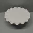 10.5-Inch White Porcelain Cake Stand – Elegant Dessert & Cupcake Stand for Cake, Pastries & Cookies – Decorative Wavy-Edge Pedestal Cake Plate for Wedding, Baby Shower & Dessert Table Display