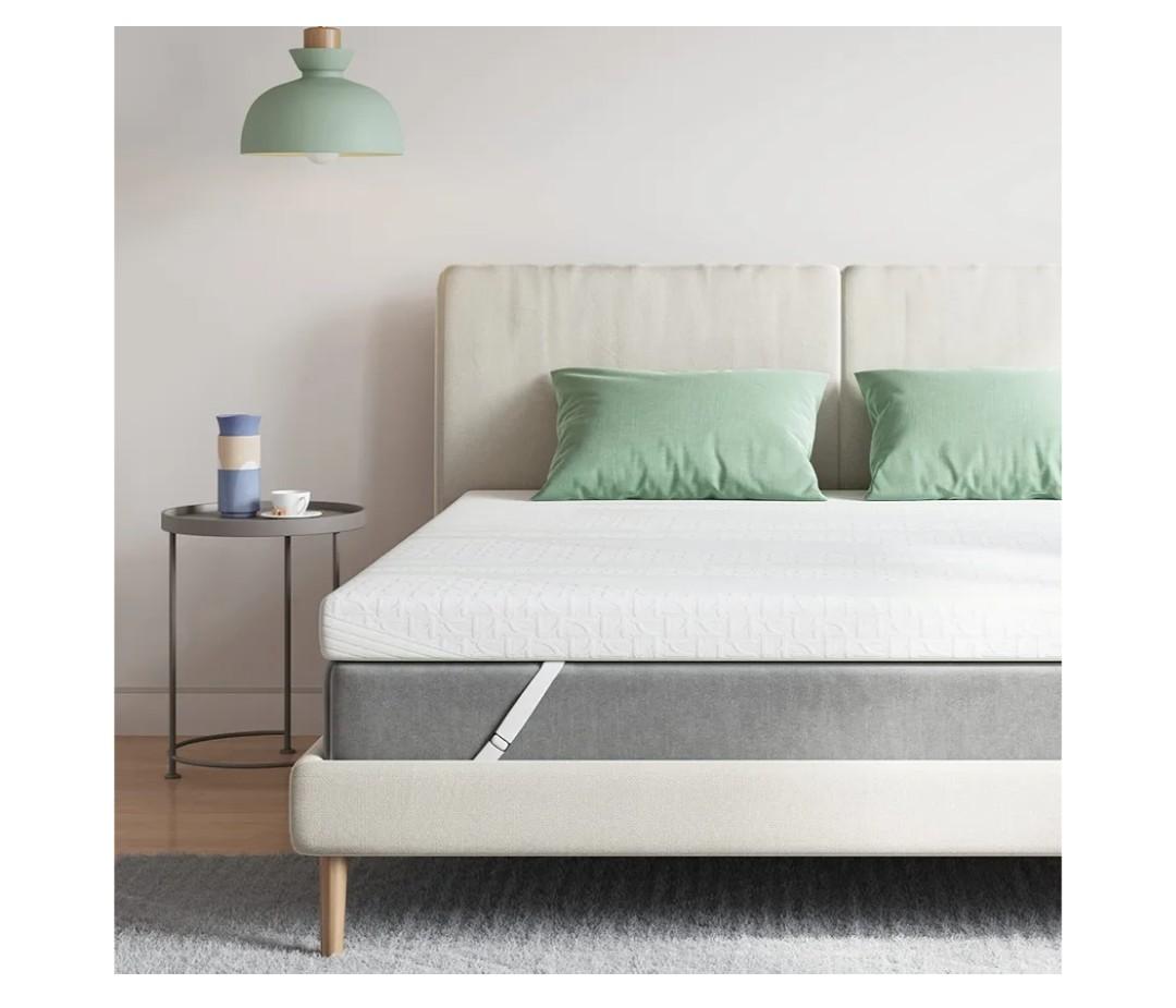 Novilla Memory Foam Mattress Topper King, Medium Firm Foam Mattress Topper King, 4 Inch Memory Foam Mattress Topper with Removable Cover, Cooling Gel Infused for Pressure Relief & Cooling Sleep