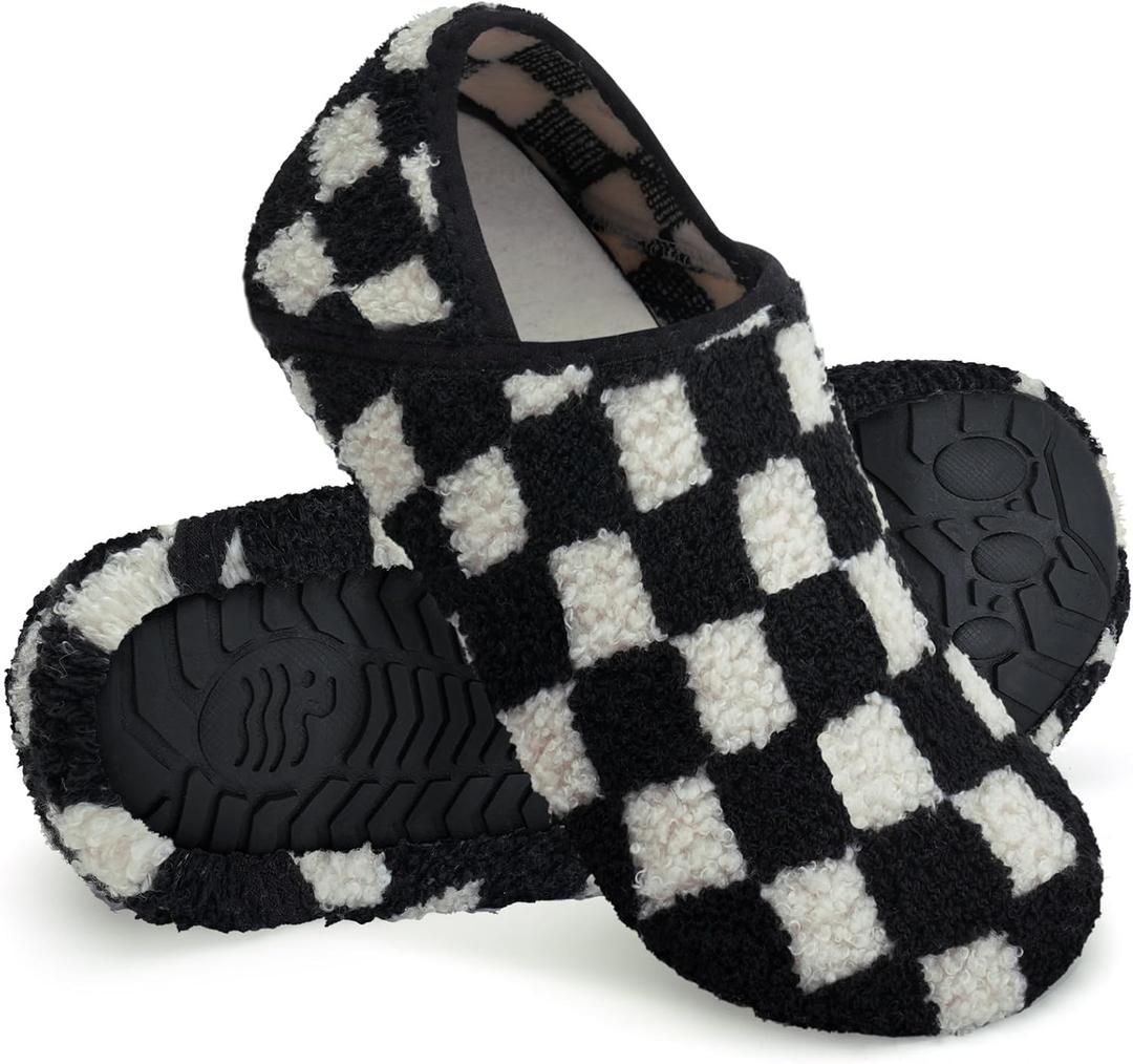 WateLves Womens & Mens Lightweight Cozy Faux Furry House Slippers - Rubber Sole Slip On Sock Shoes - Foldable Travel Slippers - Indoor & Outdoor (5.5-6.5 Women/4.5-5.5 Men, Black/White)